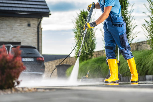 Best Sidewalk Pressure Washing  in Kittredge, CO